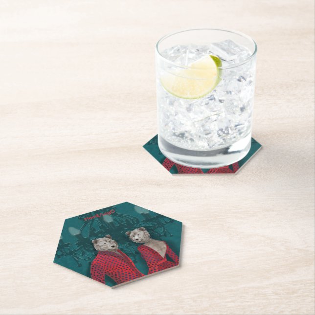 objet_20_une femme, un homme_2 paper coaster (Insitu)