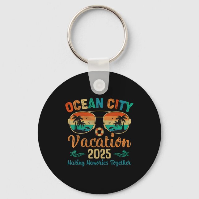 Ocean City Beach Vacation 2025 Friends Family Summ Keychain (Front)