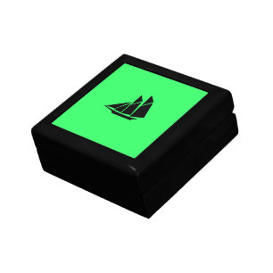 Ocean Glow_Black-on-Green Clipper Ship Gift Box