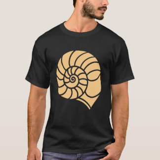 Ocean Humor Minimalist Shells Simple Seashell T-Shirt