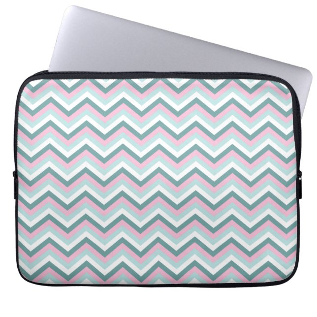 Ocean Mist Chevron Pattern Laptop Sleeve (Front)