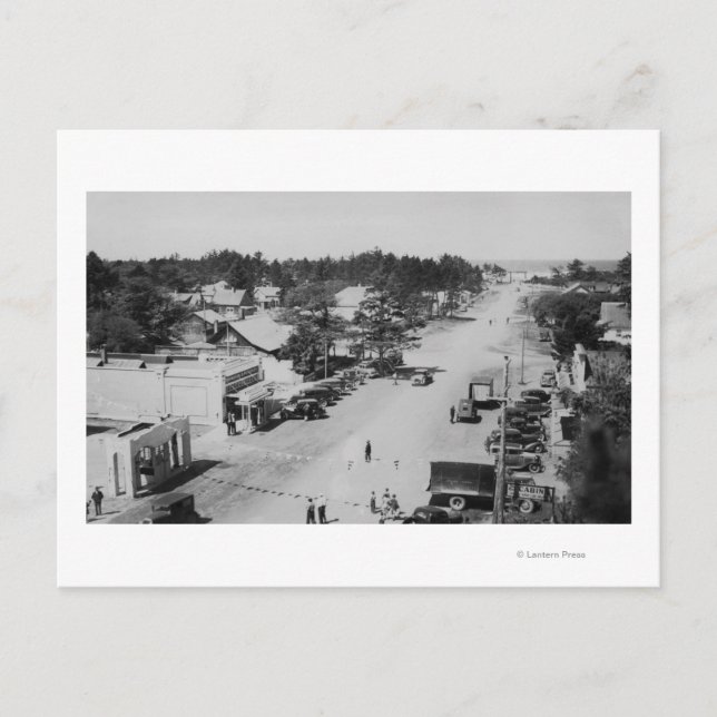 Ocean Park, WA - View of Beach, Old Cars Postcard (Front)