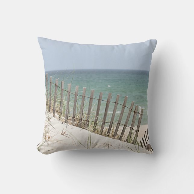 Ocean photo throw pillow (Front)