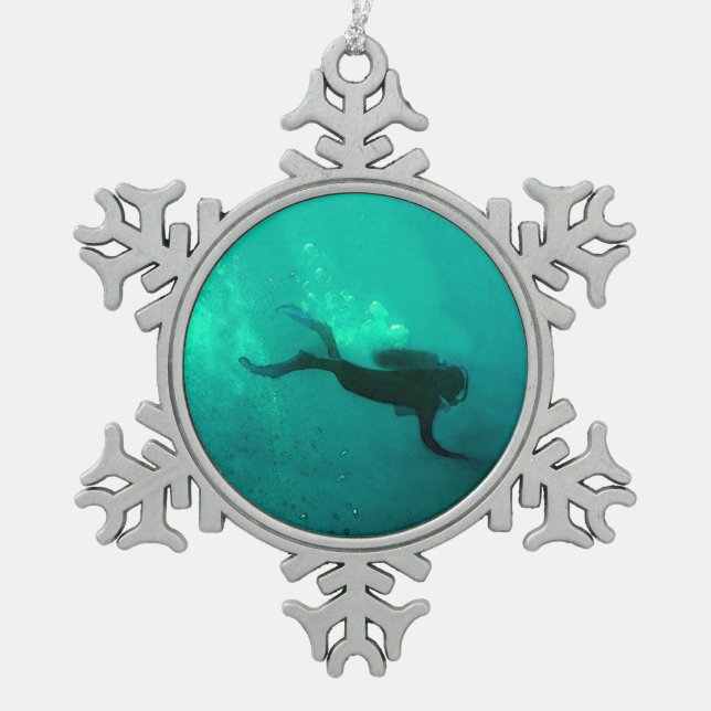 Ocean Scuba Diver Snowflake Pewter Christmas Ornament (Front)