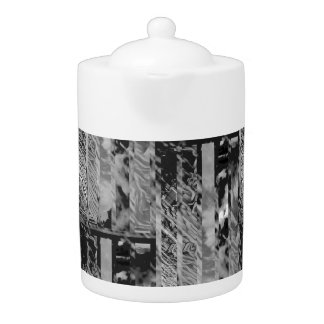 #OCEAN&SKY #THESURFINGMERMAID @ MAGHIE.ORG TEAPOT