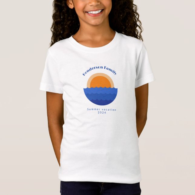 Ocean sunset minimalist scene T-Shirt (Front)