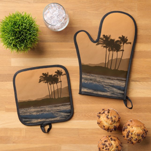 Ocean Sunset on Kauai Hawaii Oven Mitt & Pot Holder Set (Top Down)