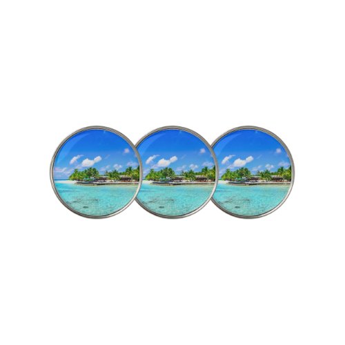 Ocean Wave Beach Clear Skies  Lush Green Palms Golf Ball Marker