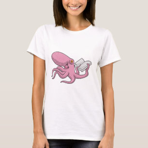 Octopus as Nerd witth Book T-Shirt