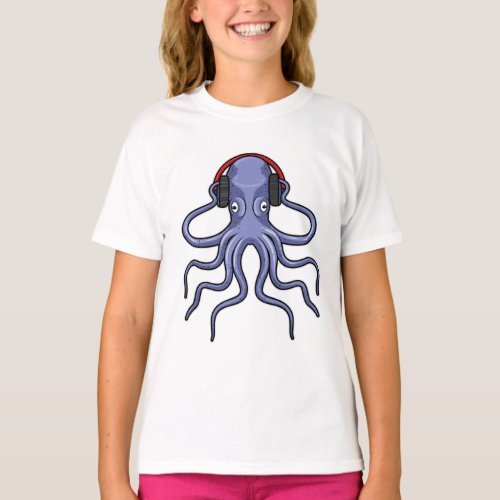 Octopus at Music with Headphone T_Shirt