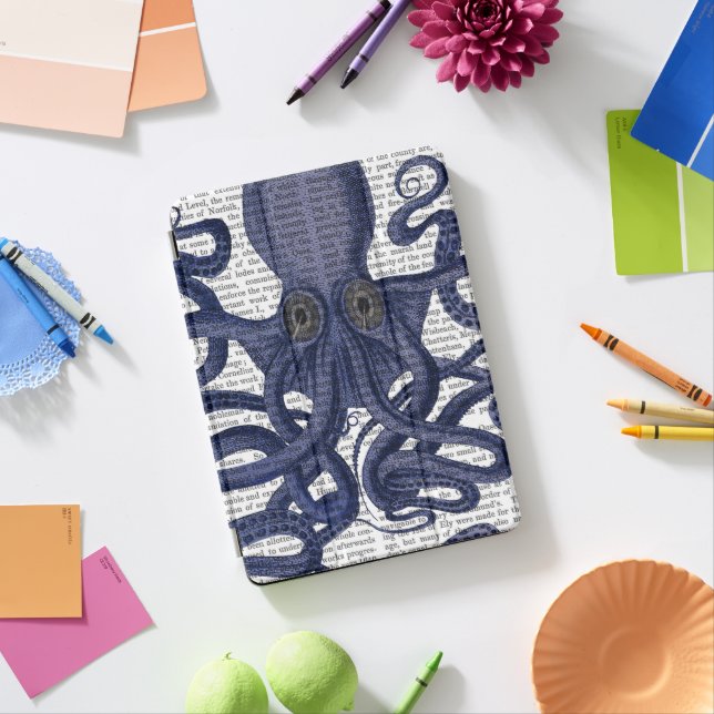 Octopus Up-Close iPad Pro Cover (Desk)