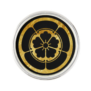 Oda Mon Japanese samurai clan faux gold on black Lapel Pin