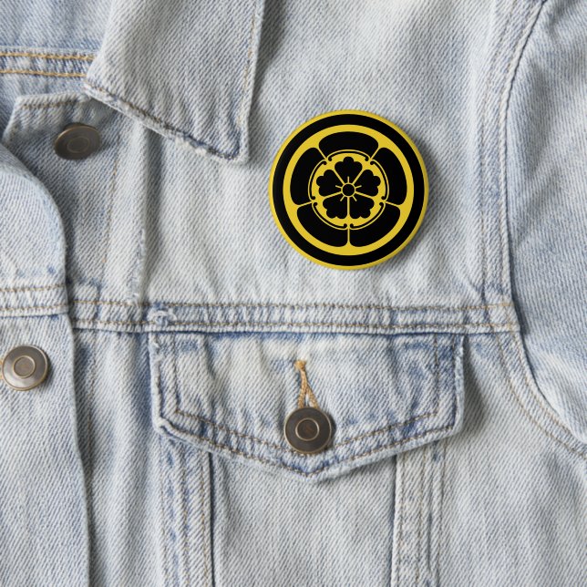 Oda Mon Japanese samurai clan yellow on black Button (In Situ)