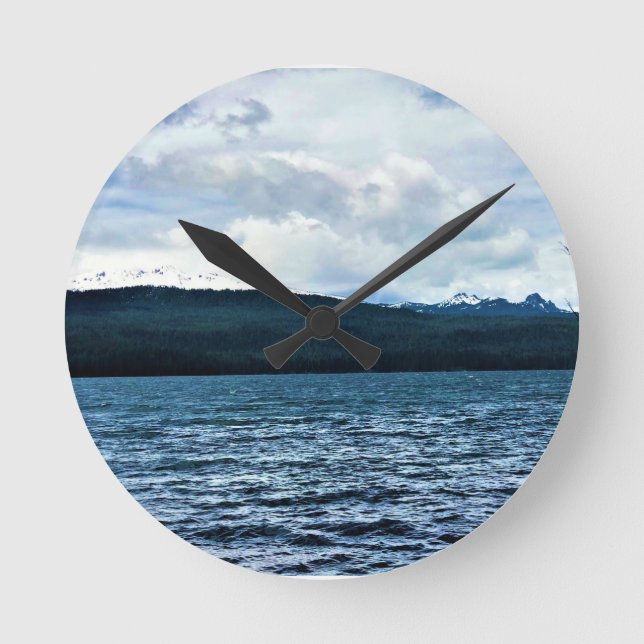 Odell Lake, OR Round Clock (Front)