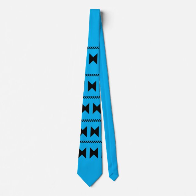 Office tie with elegant blue colour (Front)