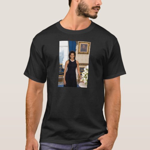 Official Portrait of First Lady Michelle Obama T_Shirt