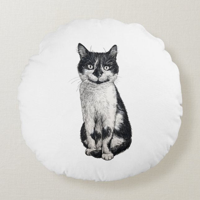 Ogie the cat round pillow (Front)