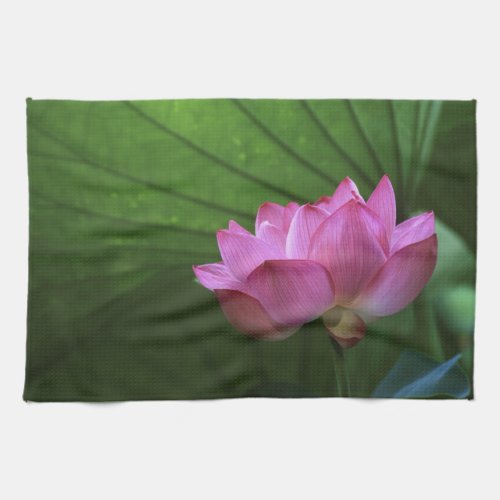 Ohga Lotus Sankei_en Garden Yokohama Japan Towel