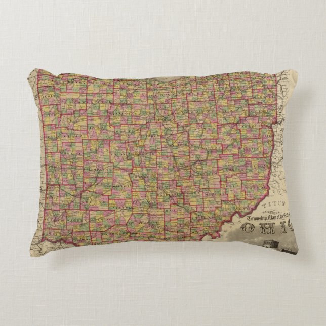 Ohio 3 decorative pillow (Front)
