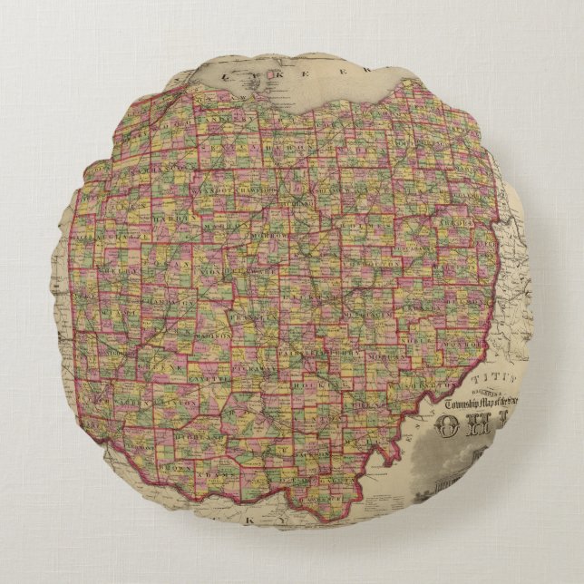 Ohio 3 round pillow (Front)