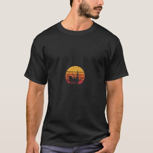 Oilfield Worker Retro Vintage Sunset Oil Rig Oildr T_Shirt