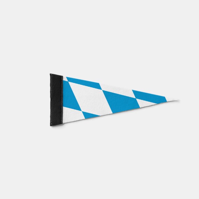 Oktoberfest, Bavaian Flag. Oktoberfest blue checke Pennant Flag (Front)