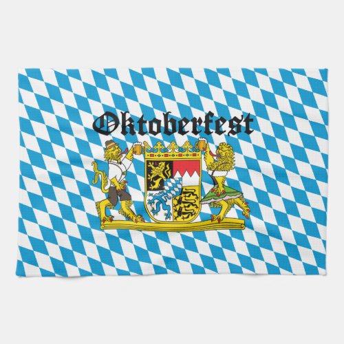 Oktoberfest Leones con trajes _ Lion Costumes Towel