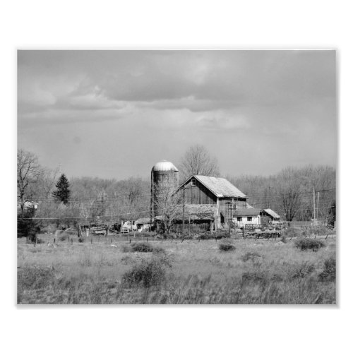 Old Barn 10x8 Black and White Photographic Print