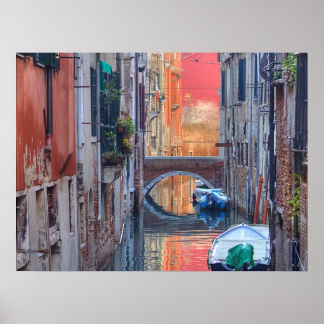 Old Buildings Of Venice Italy Poster (Front)