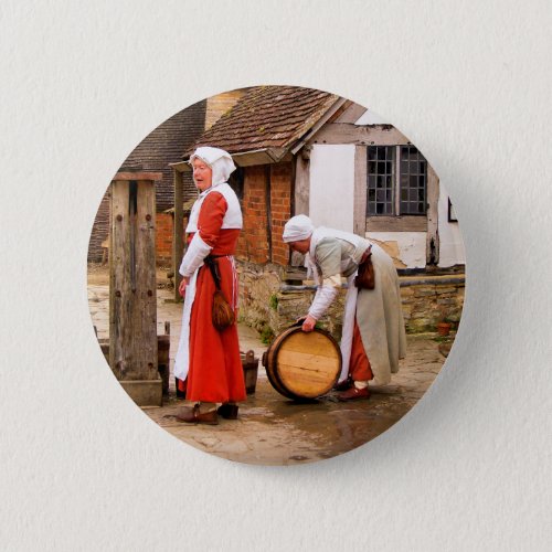 OLD ENGLAND PINBACK BUTTON