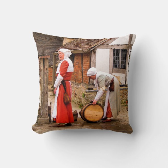 OLD ENGLAND THROW PILLOW (Front)