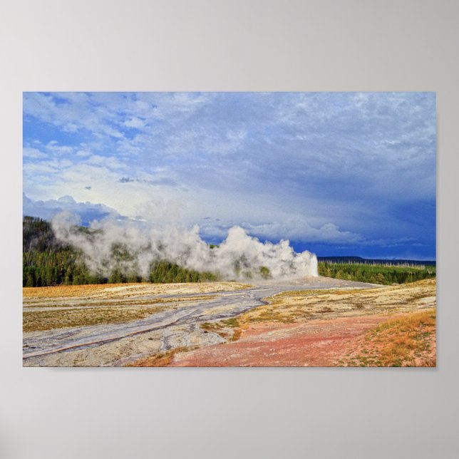 Old Faithful Geyser, Yellowstone National Park Poster (Front)