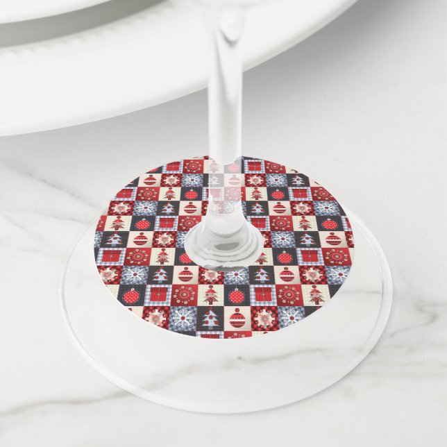 Old Fashioned Christmas Quilt Wine Glass Tag (Close Up)