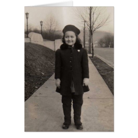 Old fashioned girl ready for school (Front)