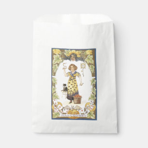 Old-fashioned Halloween, Girl with Black cat Favor Bag