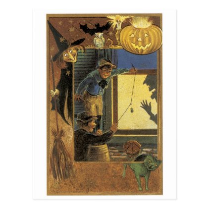 Old-fashioned Halloween Postcard