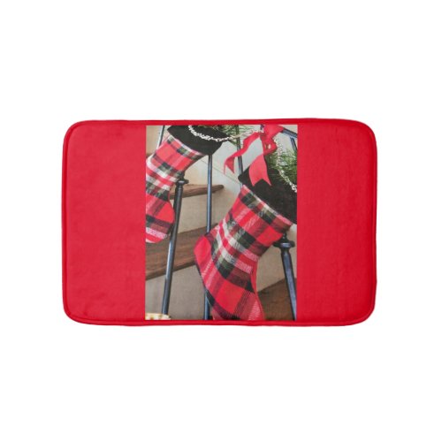 OLD FASHIONED PLAID STOCKINGS BATH MAT