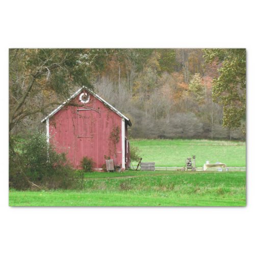 Old Fashioned Red Barn in Amish Country Tissue Paper