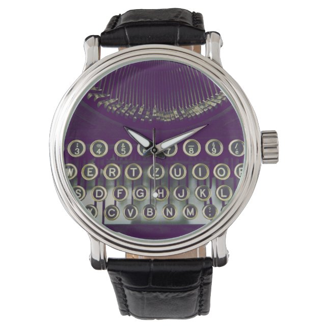 Old fashioned typewriter watch (Front)