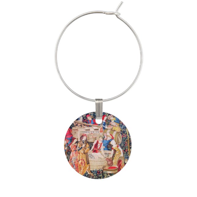 OLD GRAPE VINEYARD HARVEST AND RED WINE BARRELS WINE CHARM (Front)