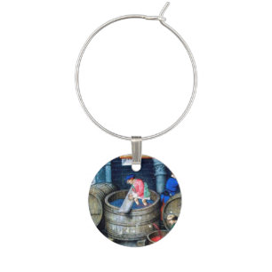 OLD GRAPE VINEYARD RED WINE BARRELS CHARM