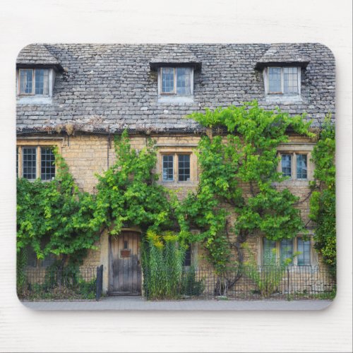 Old Inn along High Street Mouse Pad