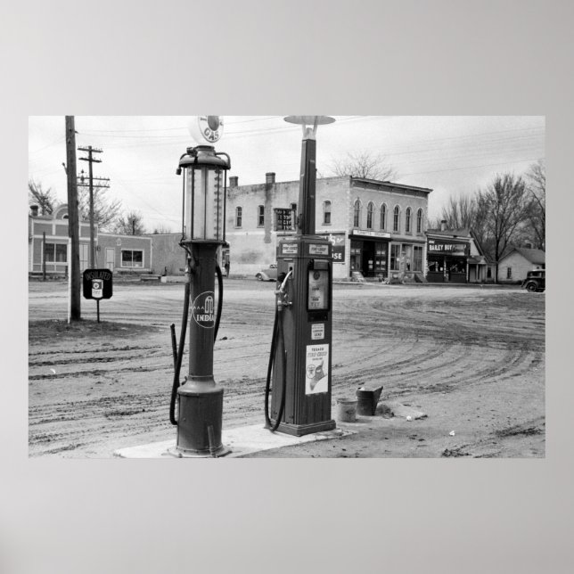 Old Iowa Gas Station; 1940 Poster (Front)