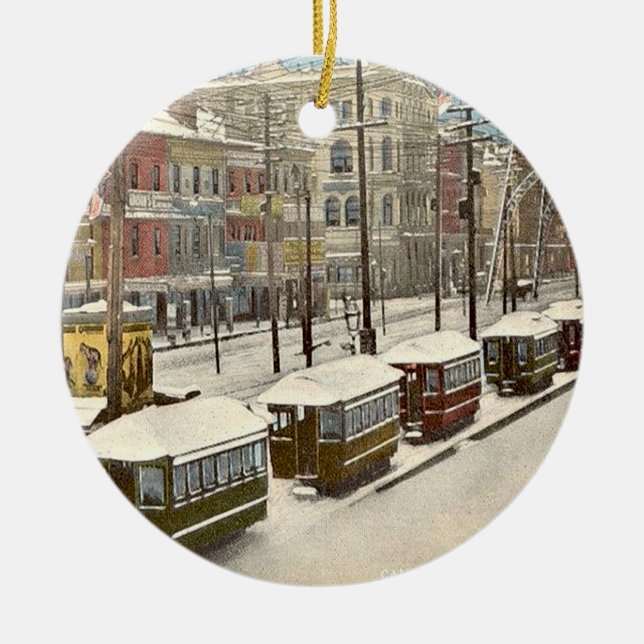 Old New Orleans French Quarter Ceramic Ornament (Front)