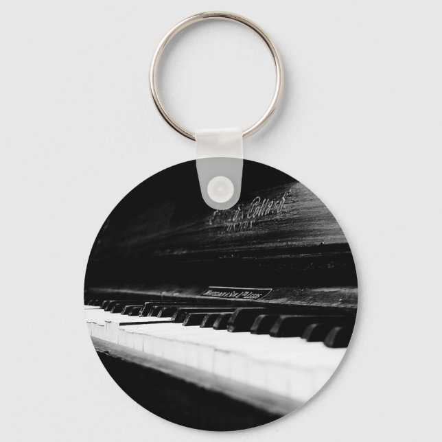 Old Piano Keychain (Front)