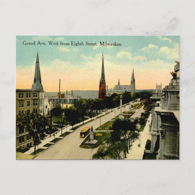 Old Postcard - Milwaukee, Wisconsin (Front)