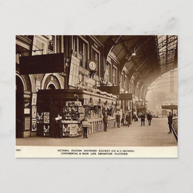 Old Postcard - Victoria Station, London (Front)