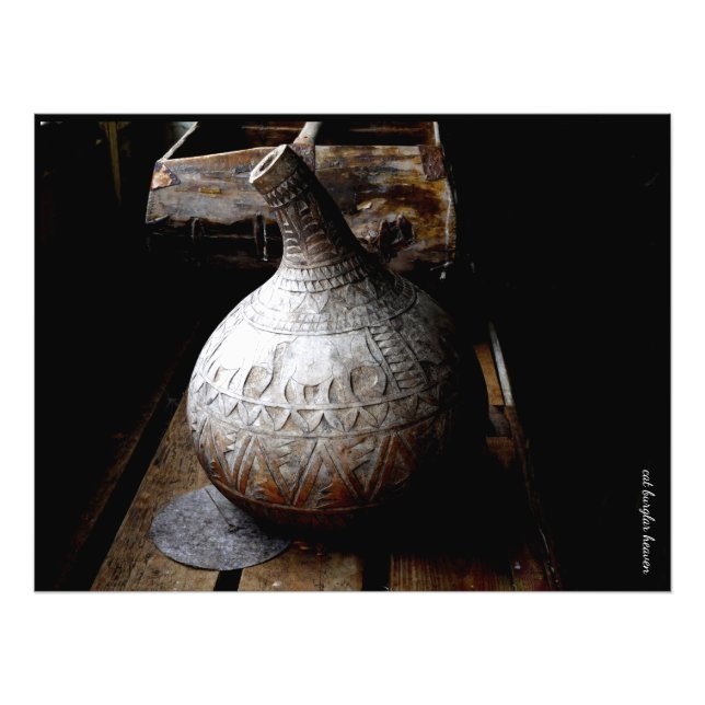 Old Pot Photo Print (Front)