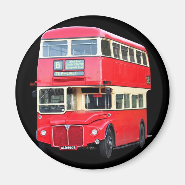 Old red London bus from around 1950 Magnet (Front)