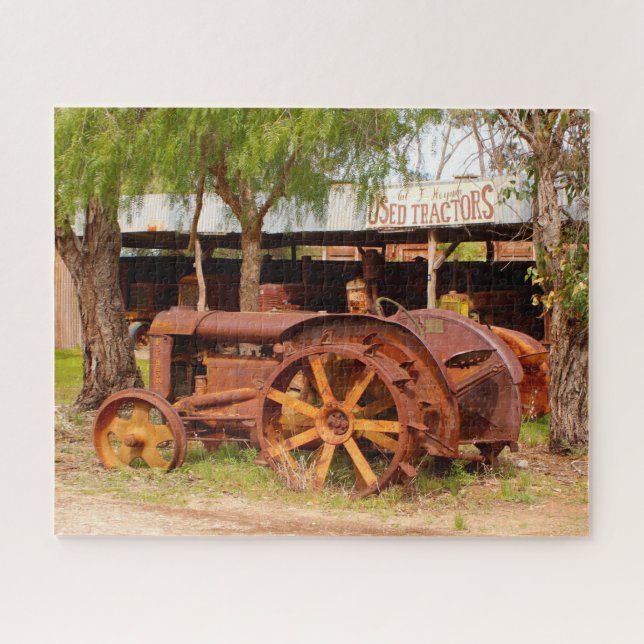 Old rusty tractor jigsaw puzzle (Horizontal)